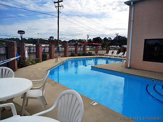 Super 8 By Wyndham Kannapolis Luaran gambar